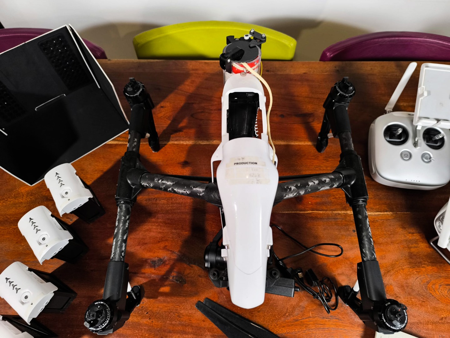 DJI　Inspire1pro V2.0 ２オペ　おまけ付属品あり DJI INSPIRE 1 PRO V.2 1 | EUR - Gebrauchte-Veranstaltungstechnik